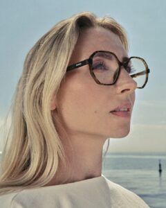 Gafas de lectura para presbicia a los 40 en diseño carey